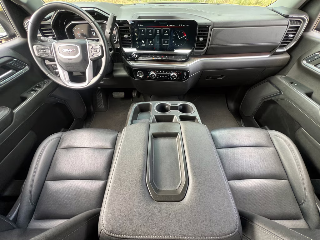 2024 Onyx Black GMC Sierra SLT 4X4 Truck