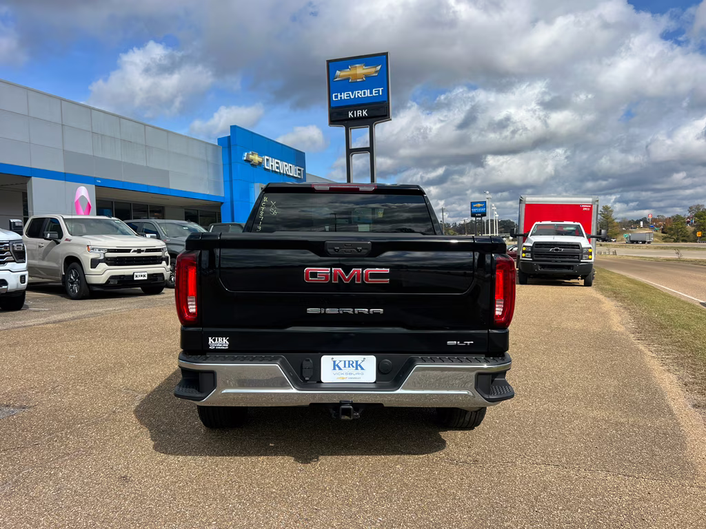 2024 Onyx Black GMC Sierra SLT 4X4 Truck