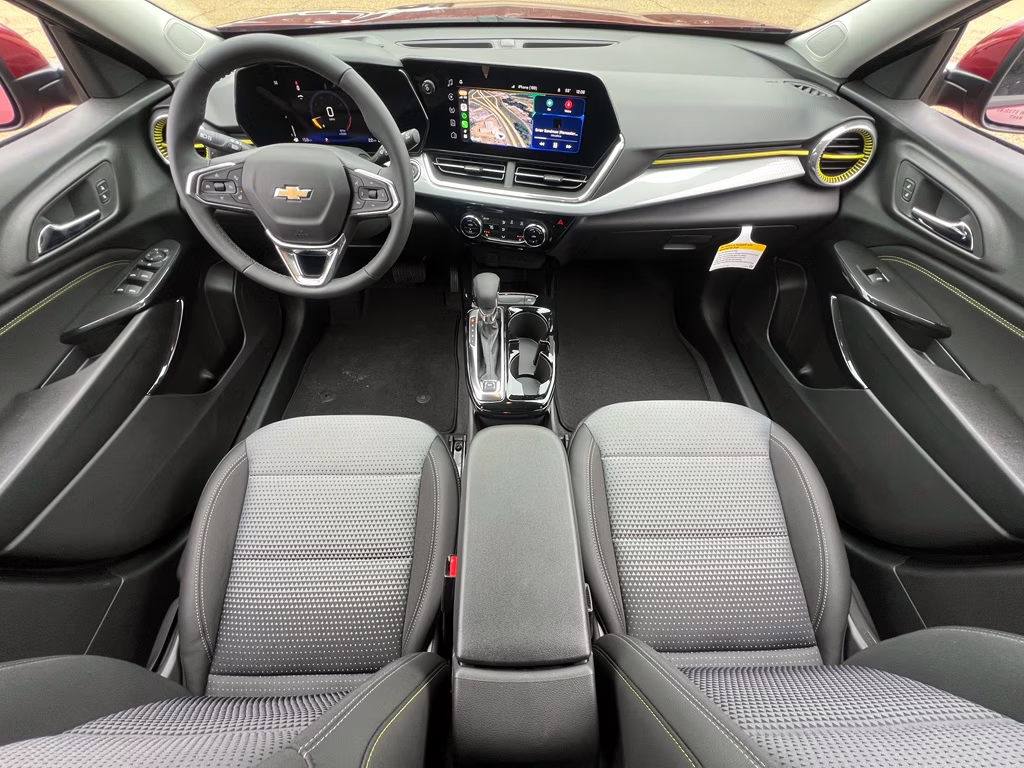 2025 Crimson Metallic Chevrolet Trax LT FWD SUV