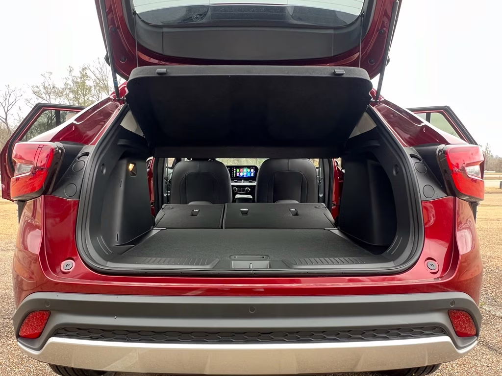 2025 Crimson Metallic Chevrolet Trax LT FWD SUV