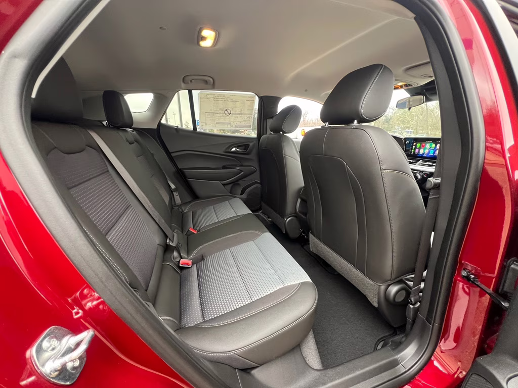 2025 Crimson Metallic Chevrolet Trax LT FWD SUV