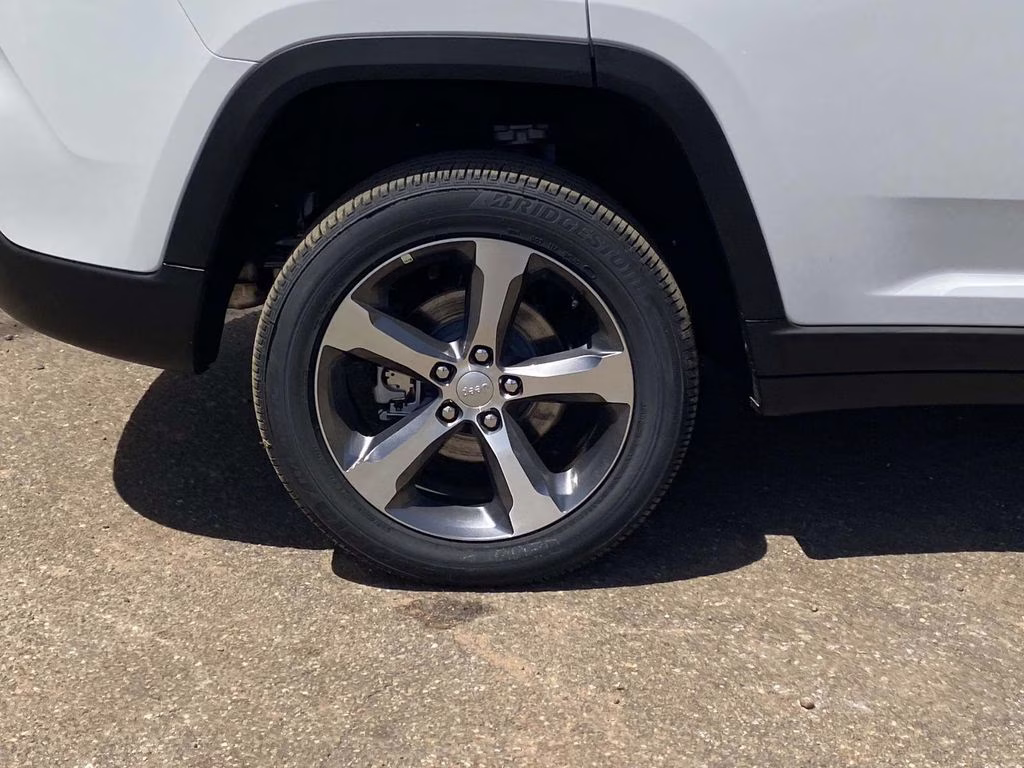 2026 Bright White Clearcoat Jeep Grand Cherokee Limited RWD SUV