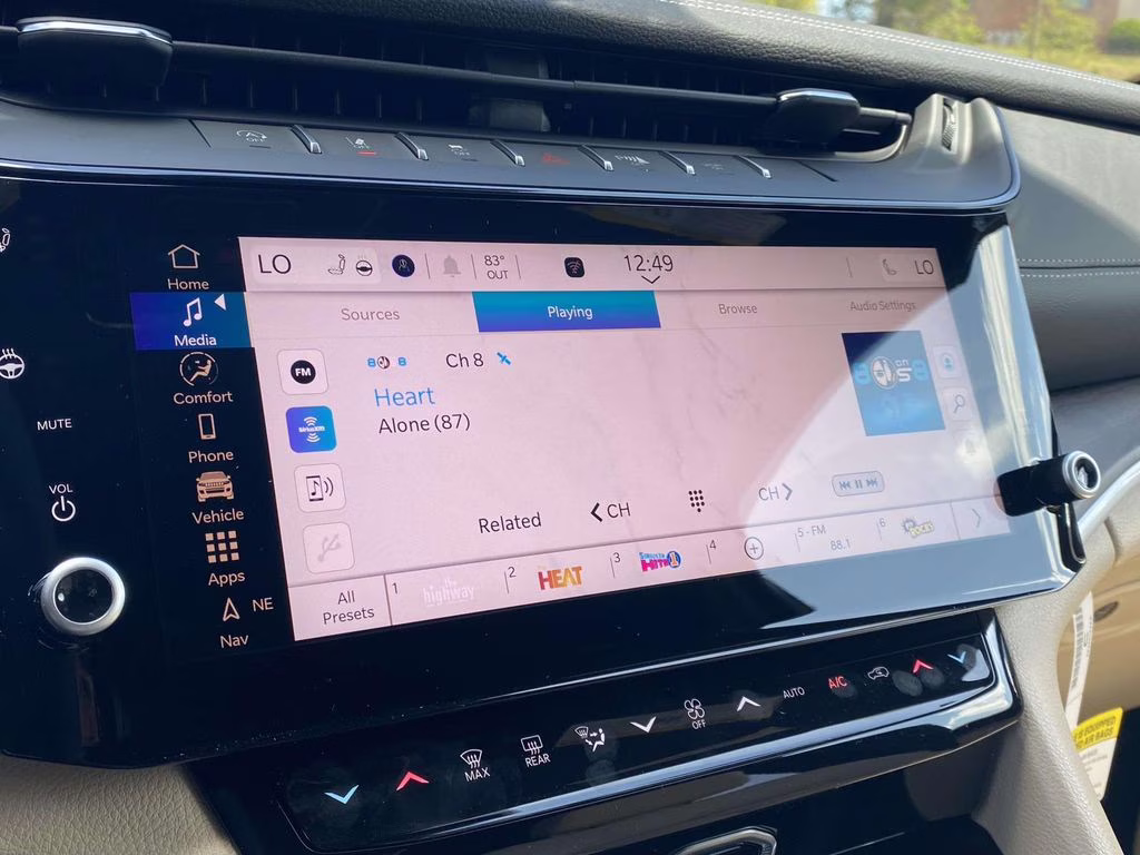 2026 Bright White Clearcoat Jeep Grand Cherokee Limited RWD SUV