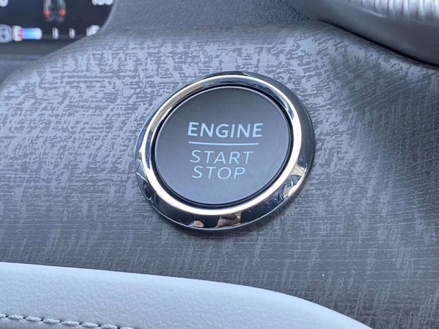 2026 Black Metallic Ford Explorer Platinum 4X4 SUV