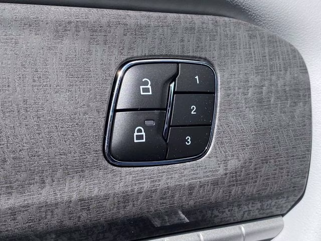 2026 White Metallic Ford Explorer Platinum 4X4 SUV