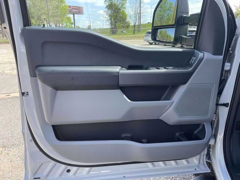 2026 Avalanche Ford Super Duty F-250 SRW XL 4X4 Truck