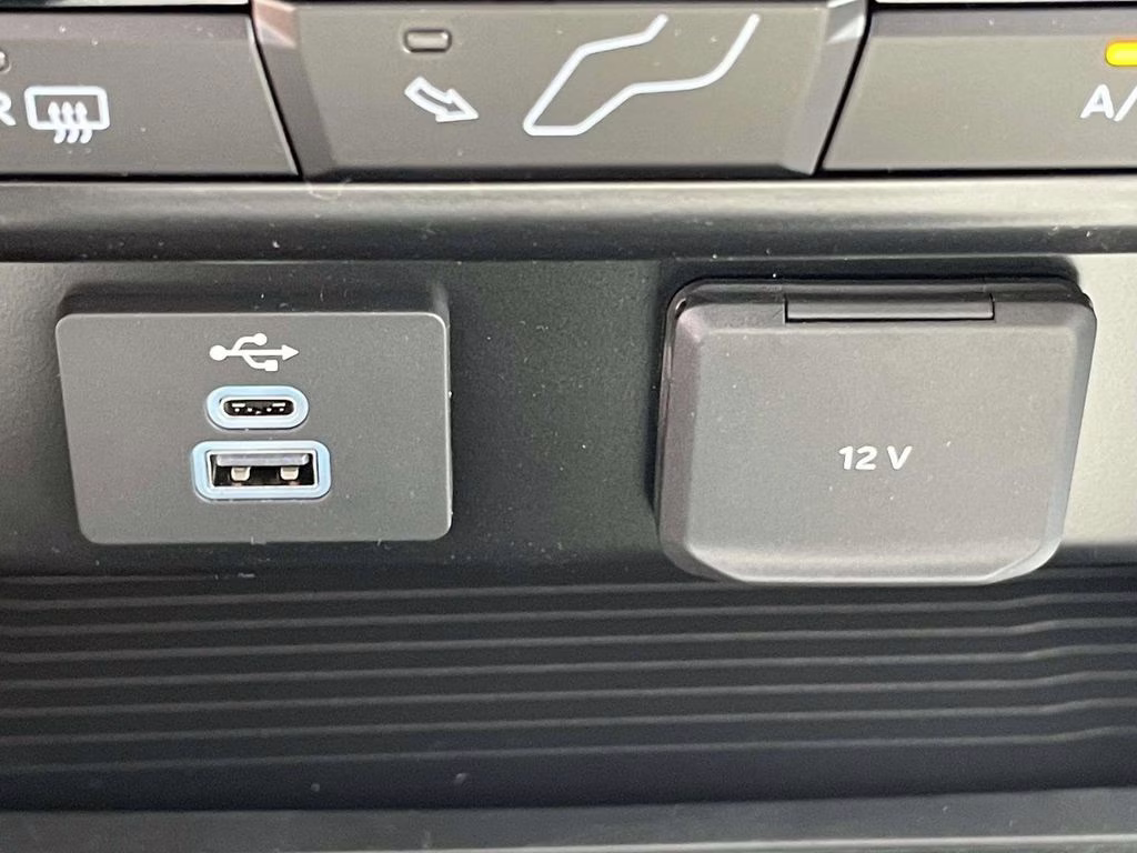 2026 Avalanche Ford Super Duty F-250 SRW XL 4X4 Truck