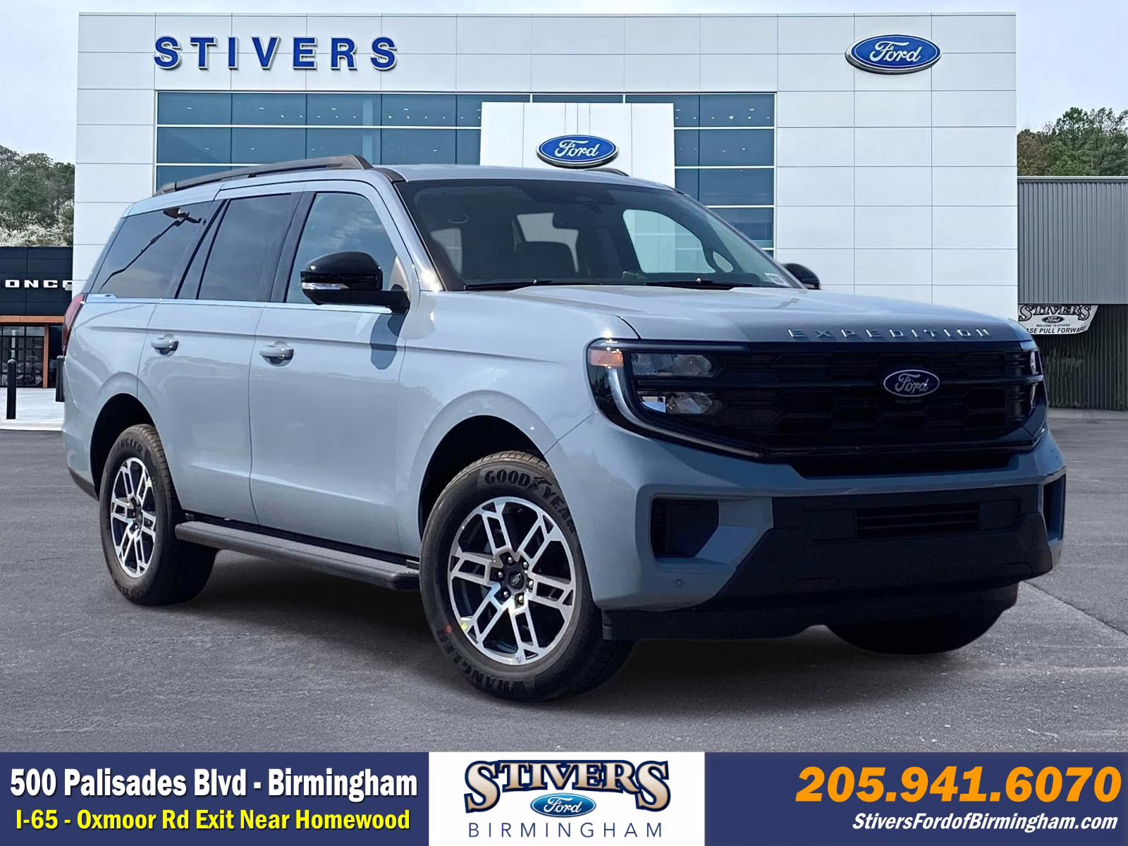 2026 Gray Metallic Ford Expedition Active RWD SUV
