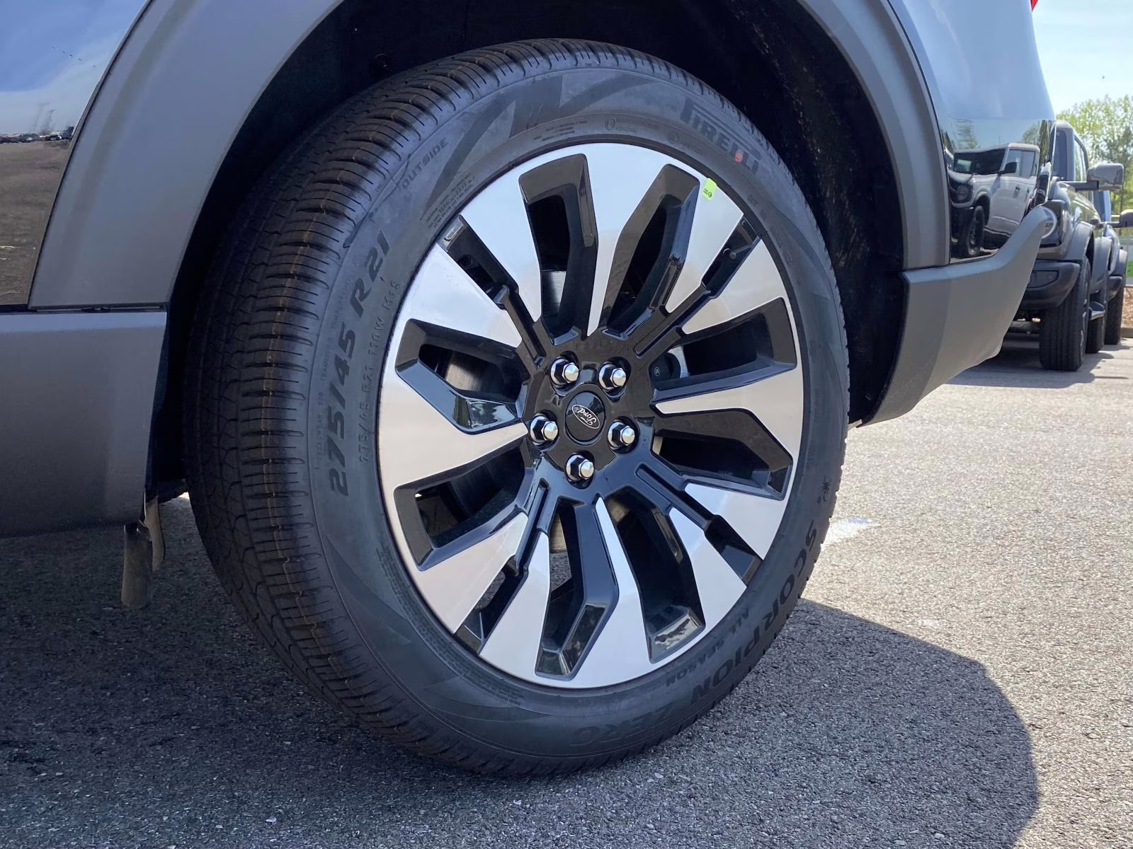 2026 Black Metallic Ford Explorer Platinum 4X4 SUV