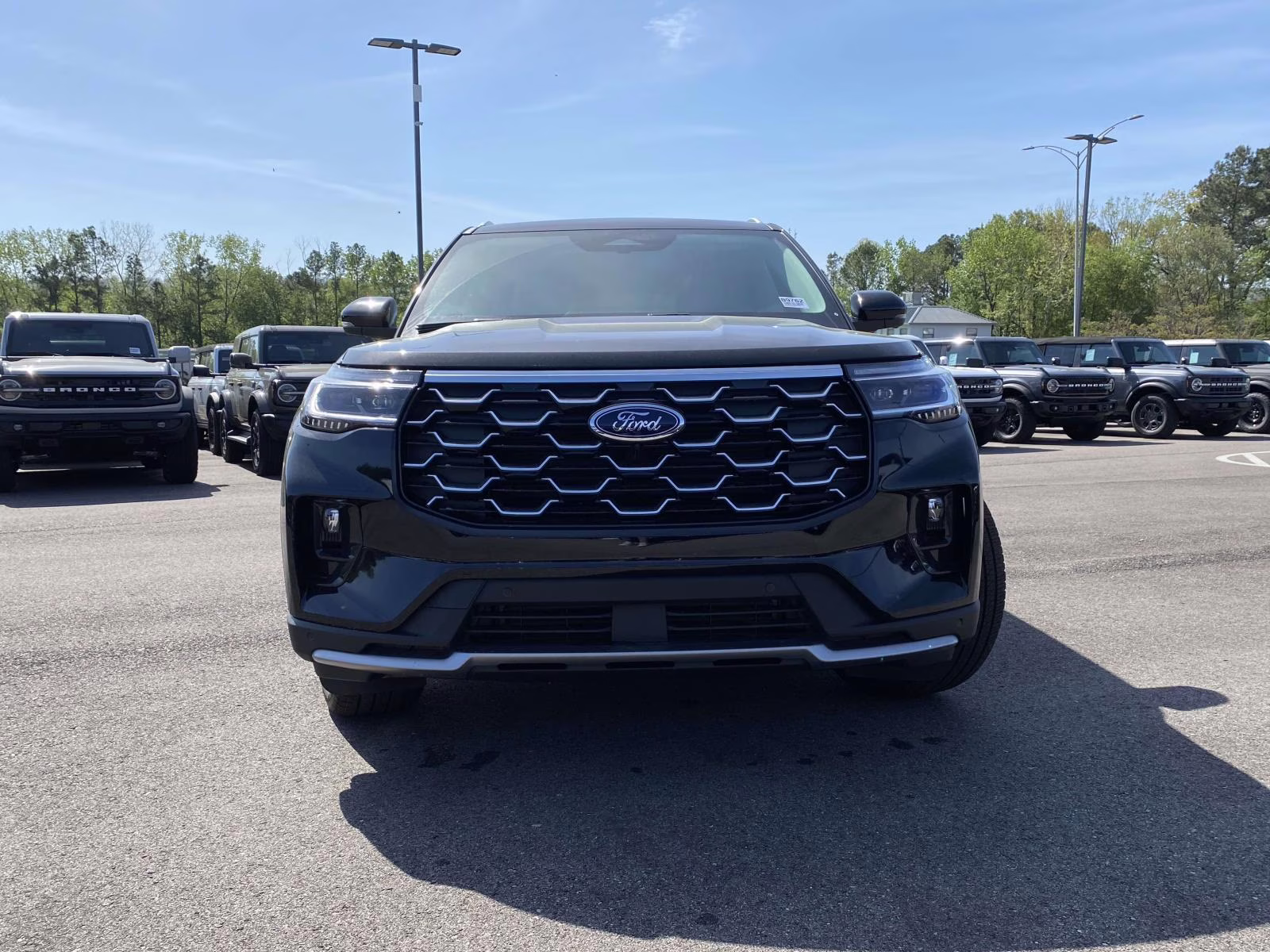 2026 Black Metallic Ford Explorer Platinum 4X4 SUV