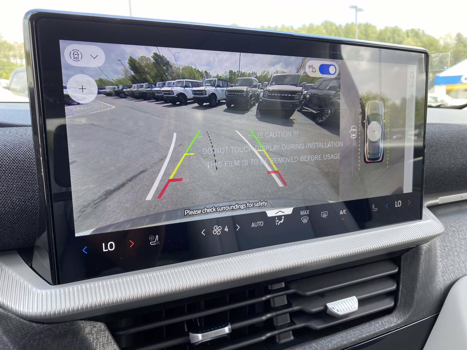 2026 White Metallic Ford Explorer Platinum 4X4 SUV