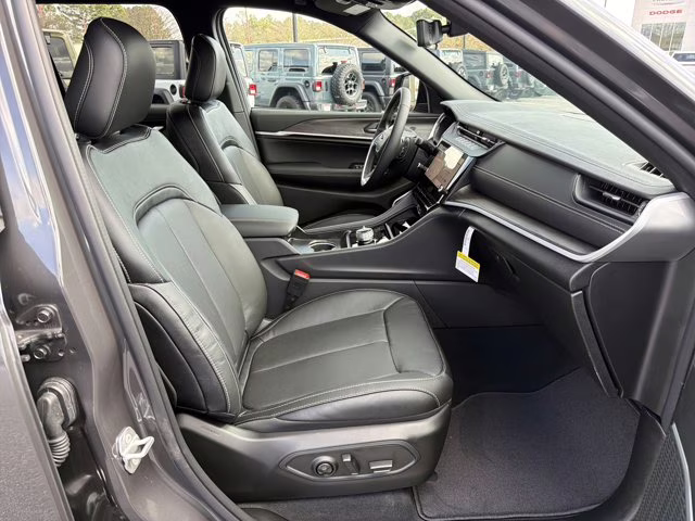 2026 Baltic Gray Metallic Clearcoat Jeep Grand Cherokee Limited Reserve 4X4 SUV