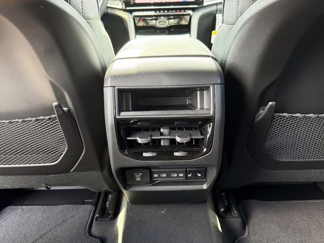 2026 Baltic Gray Metallic Clearcoat Jeep Grand Cherokee Limited Reserve 4X4 SUV