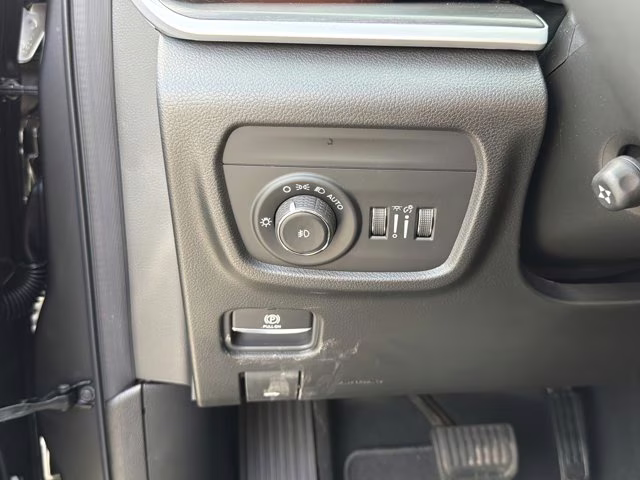 2026 Baltic Gray Metallic Clearcoat Jeep Grand Cherokee Limited Reserve 4X4 SUV