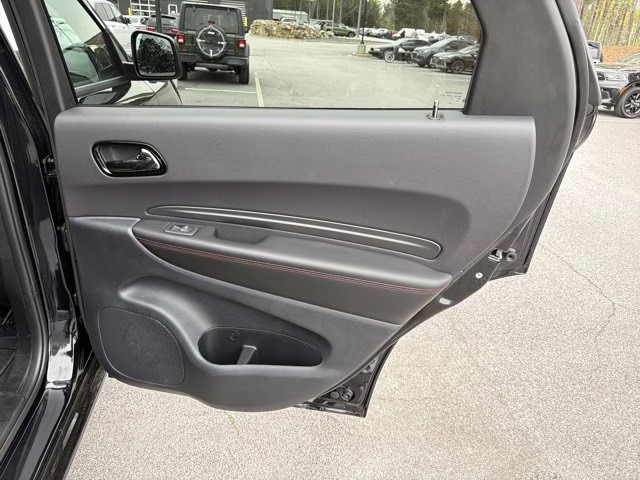 2026 DB Black Clearcoat Dodge Durango GT HEMI V8 AWD SUV