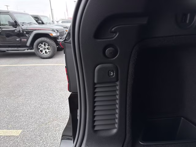 2026 DB Black Clearcoat Dodge Durango GT HEMI V8 AWD SUV