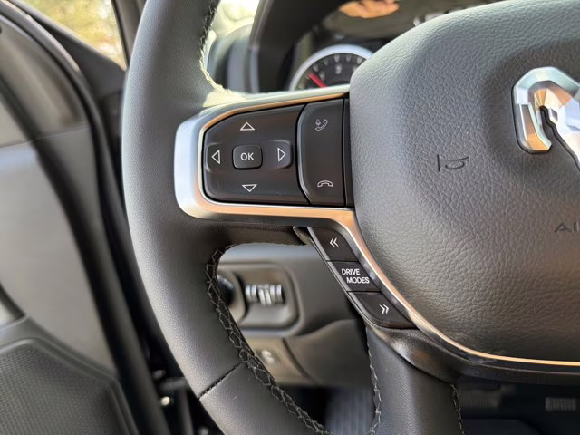 2026 Diamond Black Crystal Pearlcoat Ram 1500 Big Horn 4X4 Truck