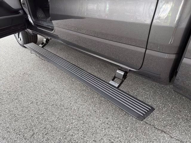 2026 Granite Crystal Metallic Clearcoat Ram 1500 Laramie 4X4 Truck