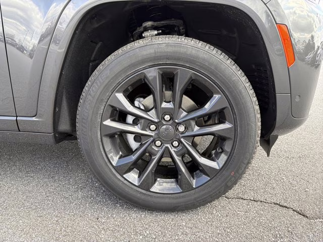 2026 Baltic Gray Metallic Clearcoat Jeep Grand Cherokee Limited Reserve 4X4 SUV