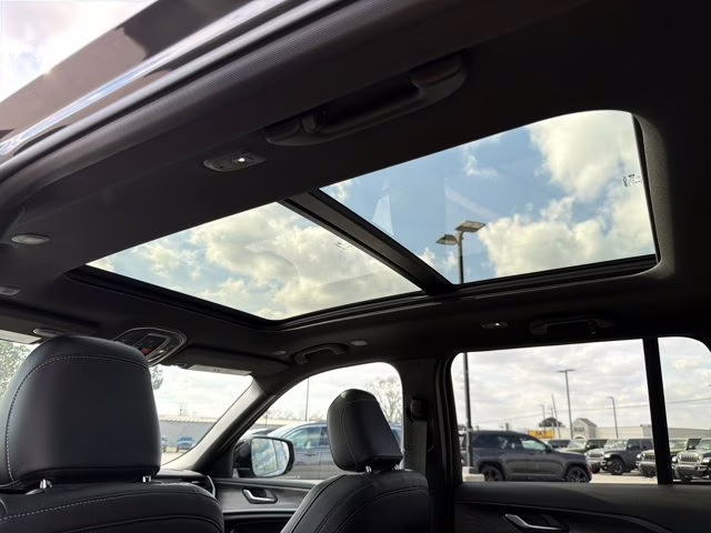 2026 Baltic Gray Metallic Clearcoat Jeep Grand Cherokee Limited Reserve 4X4 SUV