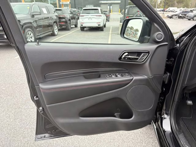 2026 DB Black Clearcoat Dodge Durango GT HEMI V8 AWD SUV