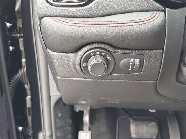 2026 DB Black Clearcoat Dodge Durango GT HEMI V8 AWD SUV