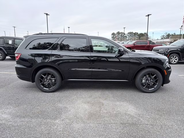 2026 DB Black Clearcoat Dodge Durango GT HEMI V8 AWD SUV