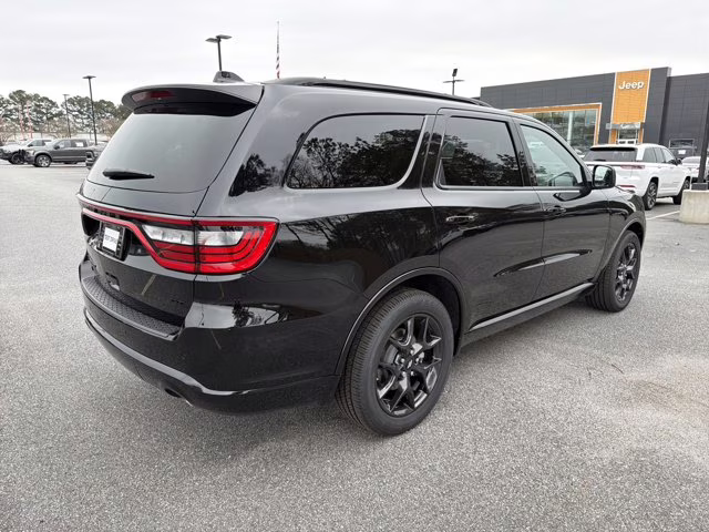 2026 DB Black Clearcoat Dodge Durango GT HEMI V8 AWD SUV