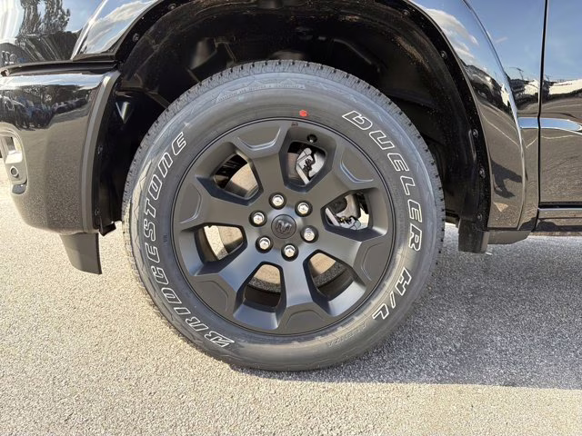 2026 Diamond Black Crystal Pearlcoat Ram 1500 Big Horn 4X4 Truck