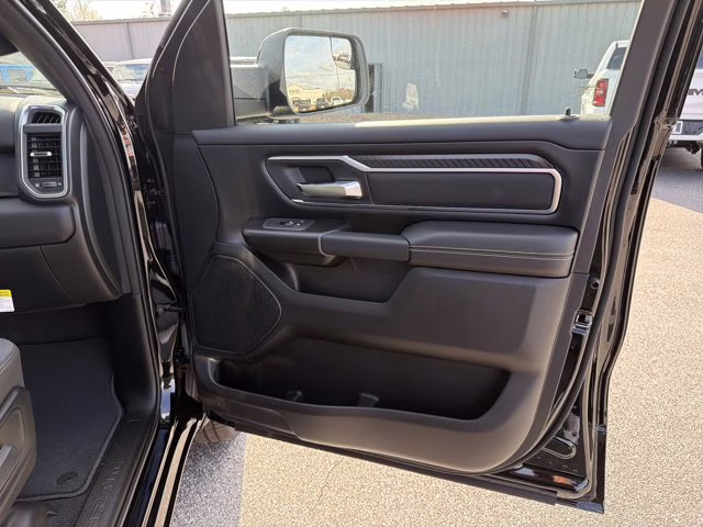 2026 Diamond Black Crystal Pearlcoat Ram 1500 Big Horn 4X4 Truck