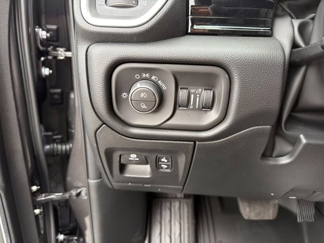 2026 Granite Crystal Metallic Clearcoat Ram 1500 Laramie 4X4 Truck