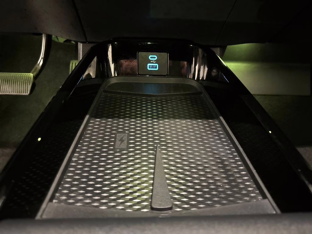 2023 Space White Metallic Ford Mustang Mach-E GT AWD SUV