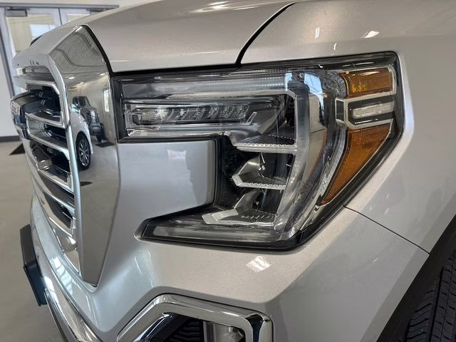 2020 Quicksilver Metallic GMC Sierra 1500 SLT 4X4 Truck