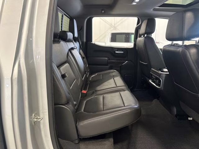 2020 Quicksilver Metallic GMC Sierra 1500 SLT 4X4 Truck