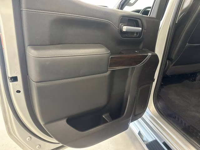 2020 Quicksilver Metallic GMC Sierra 1500 SLT 4X4 Truck