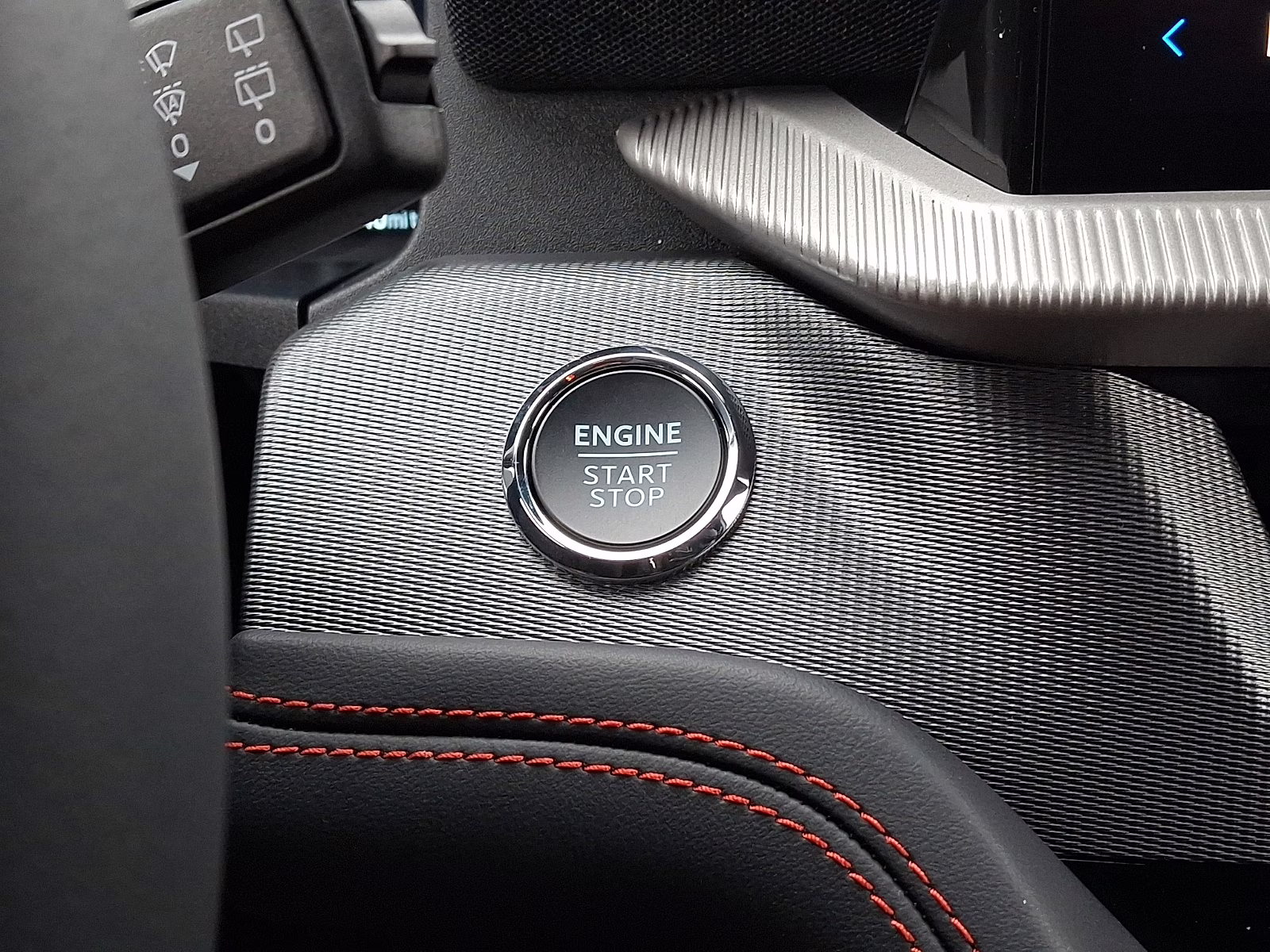 2026 Rapid Red Metallic Tinted Clearcoat - D4 Ford Explorer ST-Line 4X4