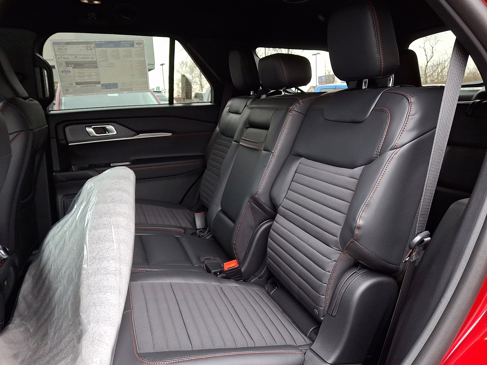 2026 Rapid Red Metallic Tinted Clearcoat - D4 Ford Explorer ST-Line 4X4