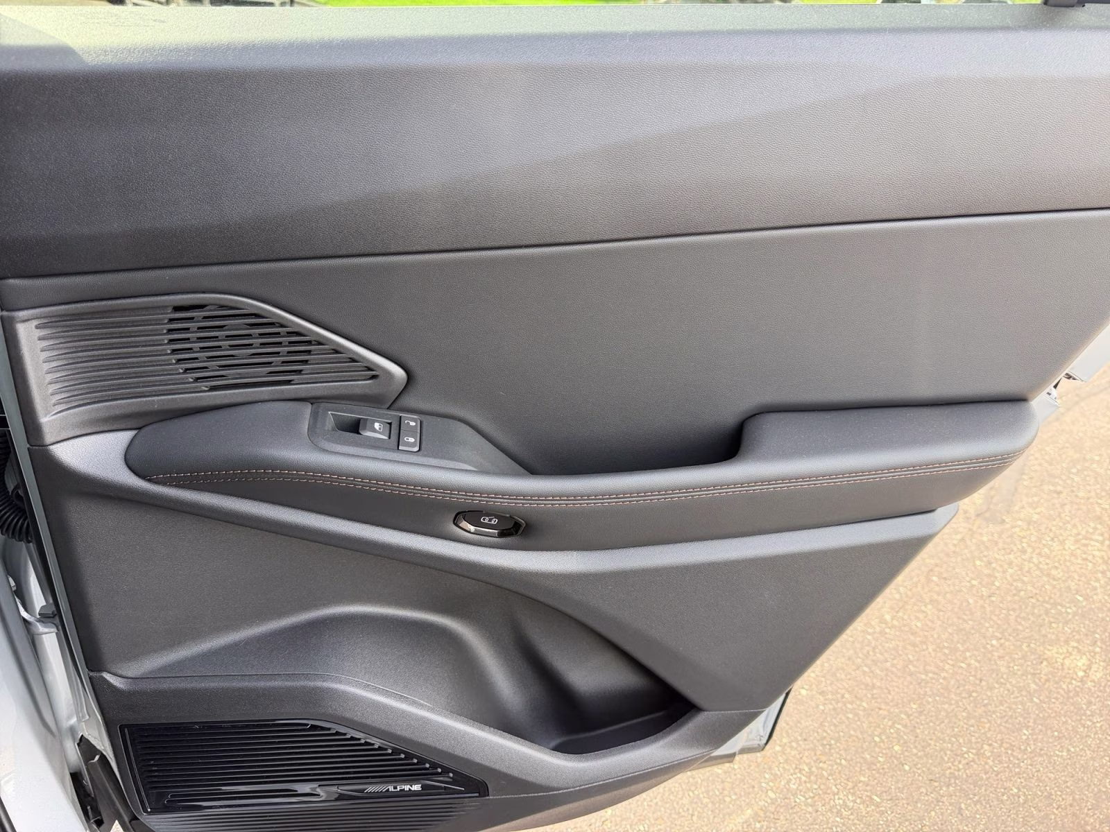 2026 Silver Zynith Clearcoat Jeep Cherokee Limited 4X4 SUV