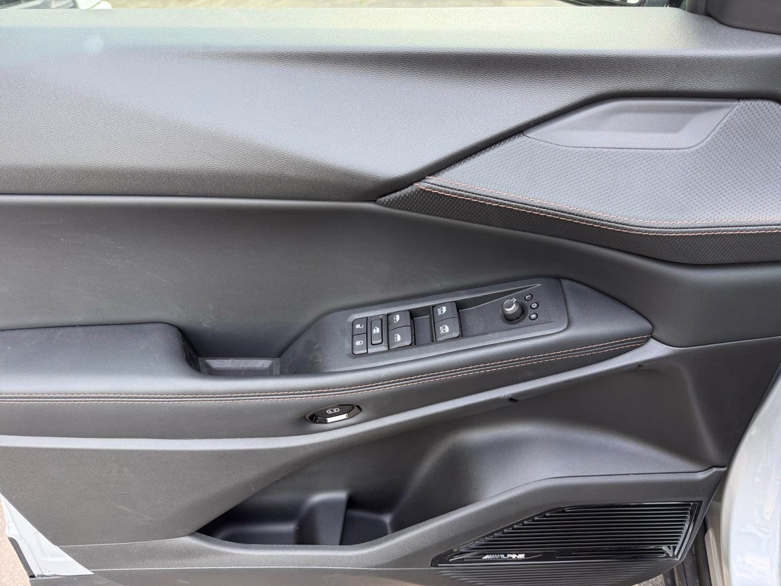 2026 Silver Zynith Clearcoat Jeep Cherokee Limited 4X4 SUV