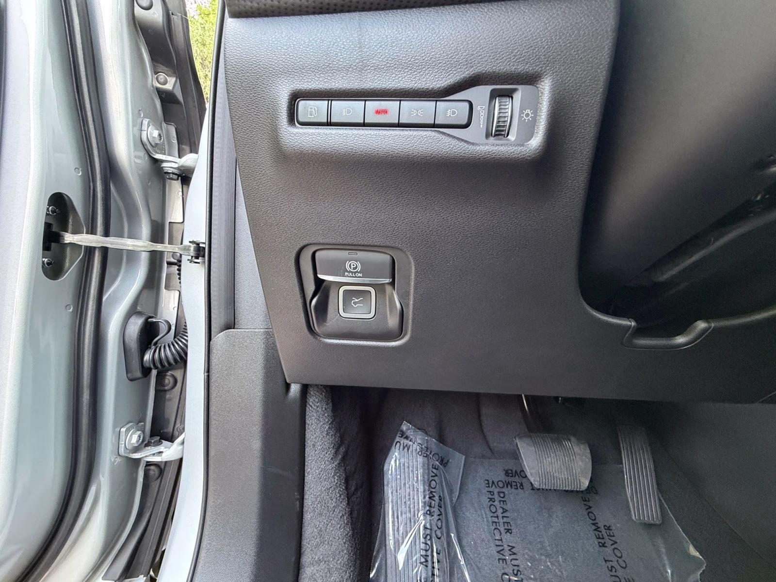 2026 Silver Zynith Clearcoat Jeep Cherokee Limited 4X4 SUV