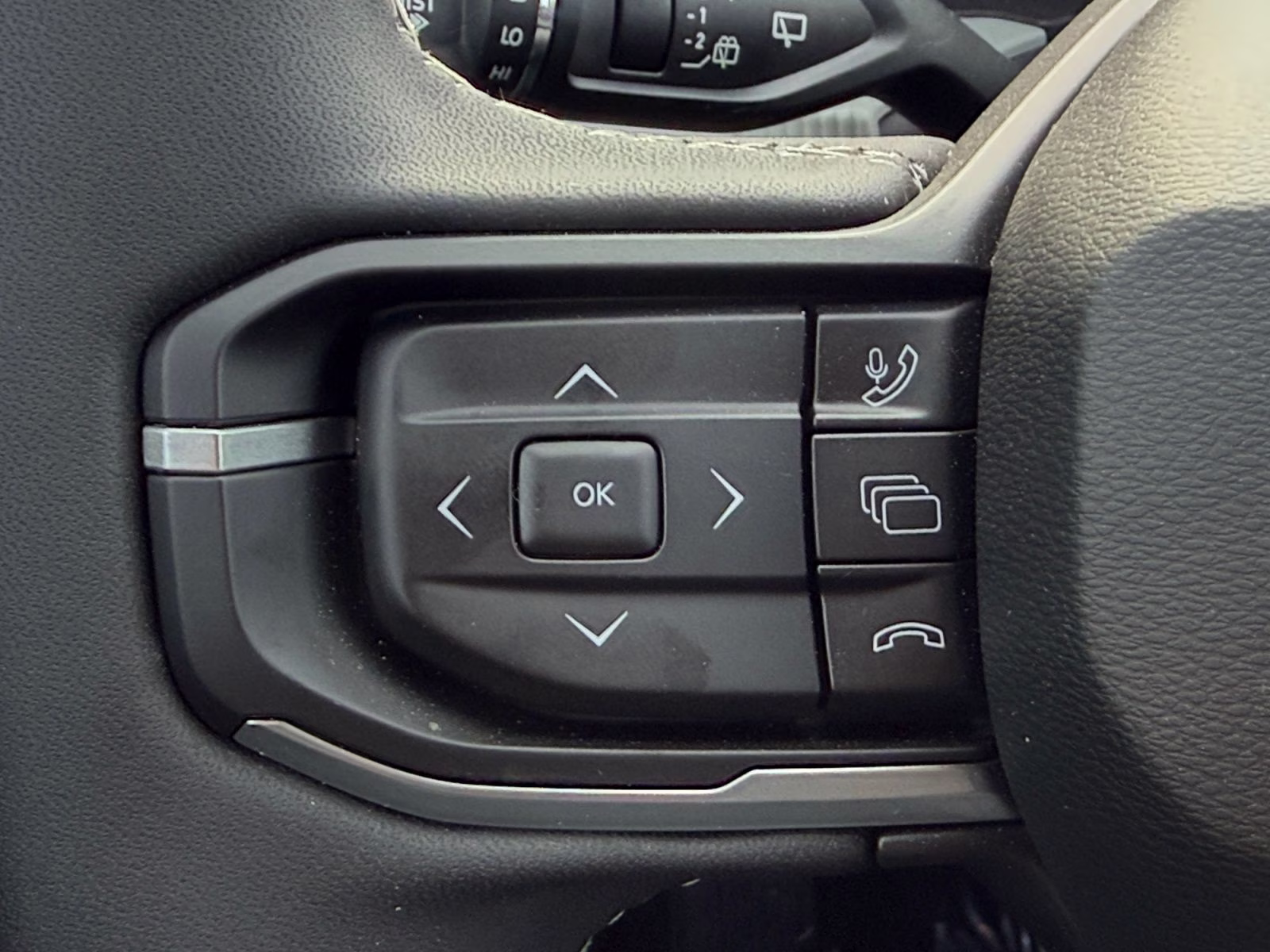 2026 Silver Zynith Clearcoat Jeep Cherokee Limited 4X4 SUV