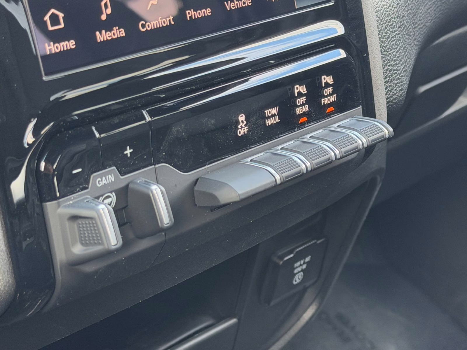 2026 Granite Crystal Metallic Clearcoat Ram 2500 Tradesman 4X4 Truck