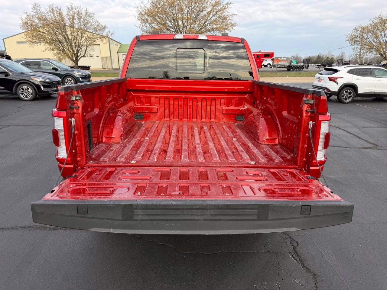 2023 Hot Pepper Red Metallic Tinted Clearcoat Ford F-150 Lariat 4X4 Truck
