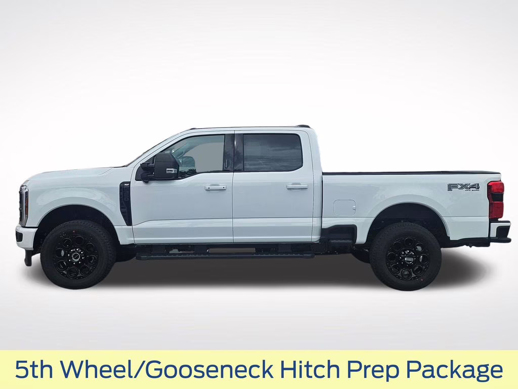 2026 Oxford White Ford Super Duty F-350 SRW XLT 4X4 Truck