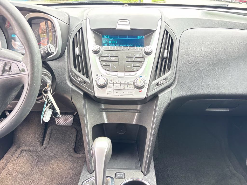 2013 Summit White Chevrolet Equinox LS FWD SUV