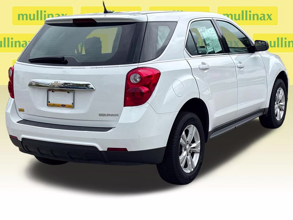 2013 Summit White Chevrolet Equinox LS FWD SUV