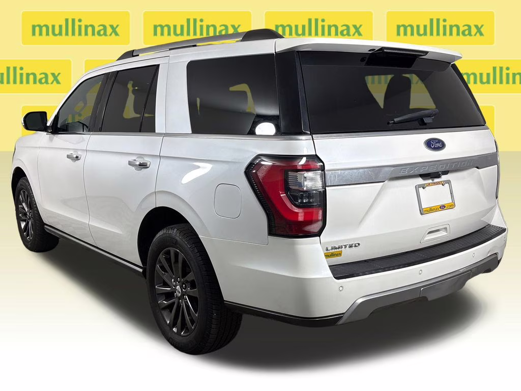 2019 White Platinum Clearcoat Metallic Ford Expedition Limited RWD SUV