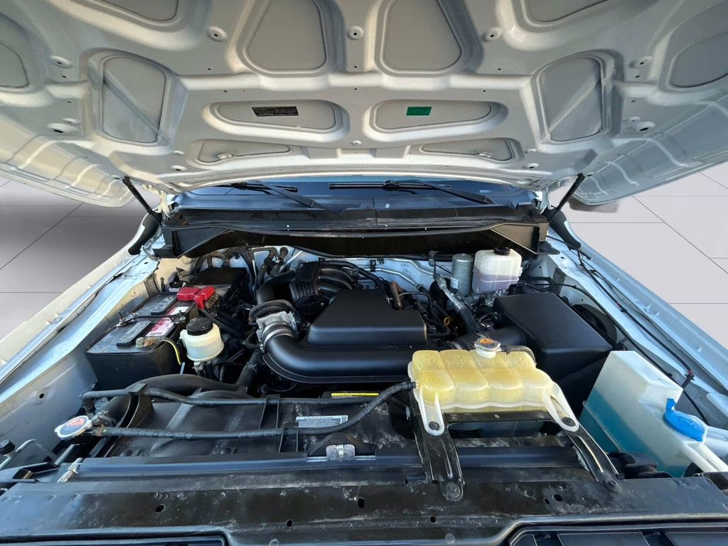 2021 Glacier White Nissan NV2500 HD S RWD Van