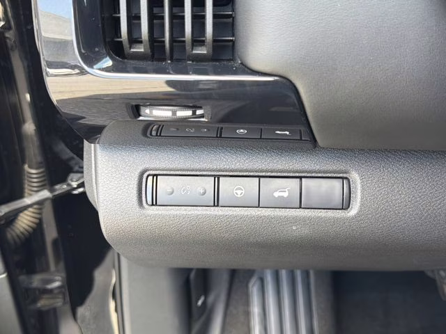 2025 Super Black Nissan Pathfinder SV 4X4 SUV