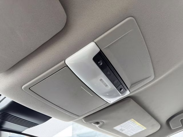2024 Glacier White Nissan Altima 2.5 SR FWD Sedan
